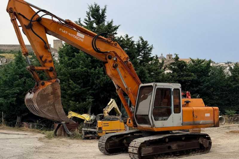 OmecoHub - Immagine FIAT HITACHI FH200E-3